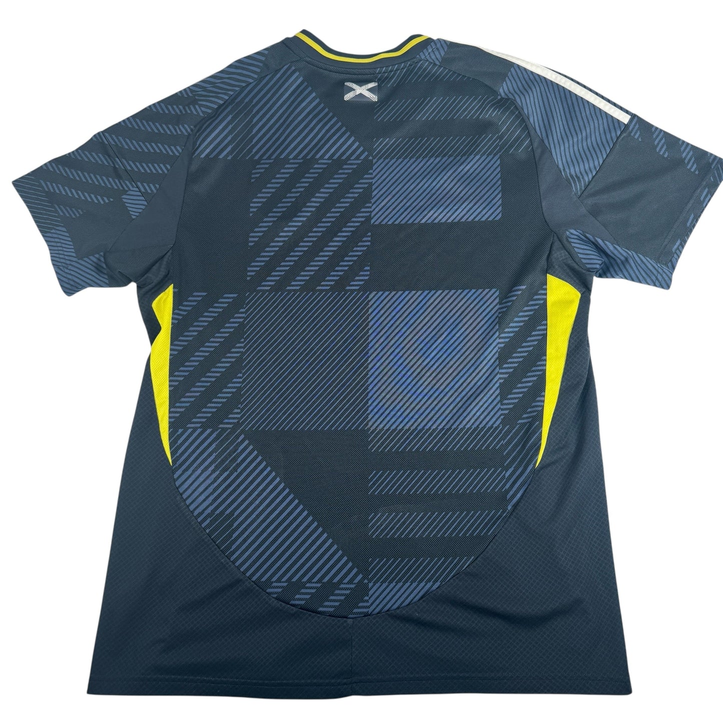 Scotland 2024/2025 Home Football Shirt XL