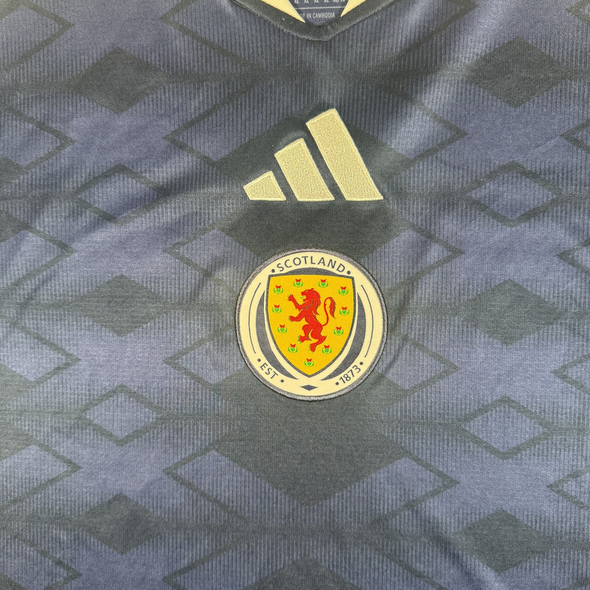 Scotland 2026/2027 Home Football Shirt XL