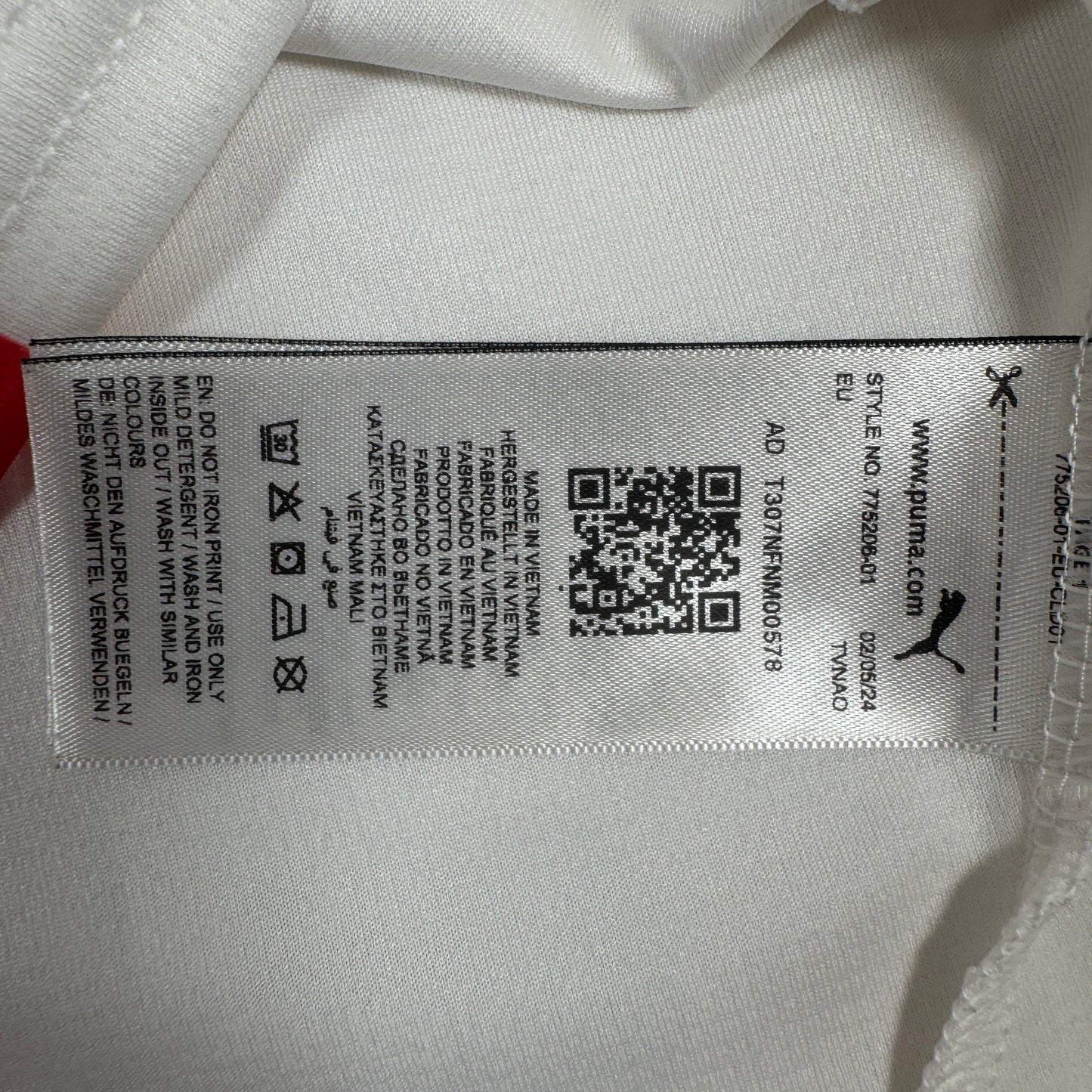 Slavia Prague 2024/2025 Home Football Shirt XL