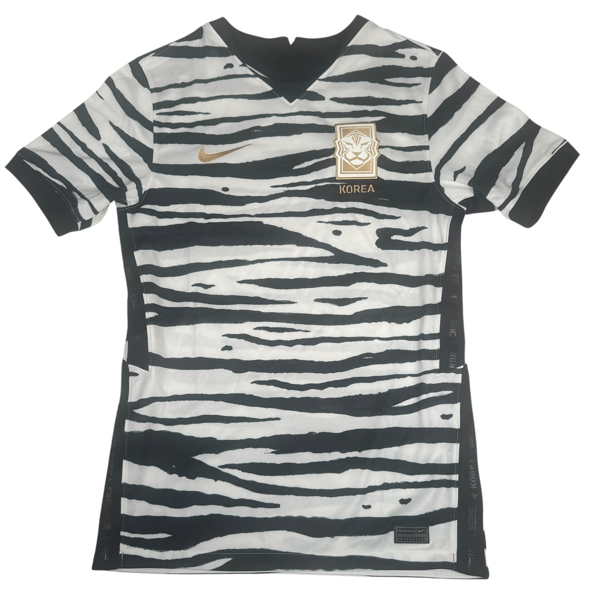 South Korea 2020/2021/2022 Away Football Shirt Small