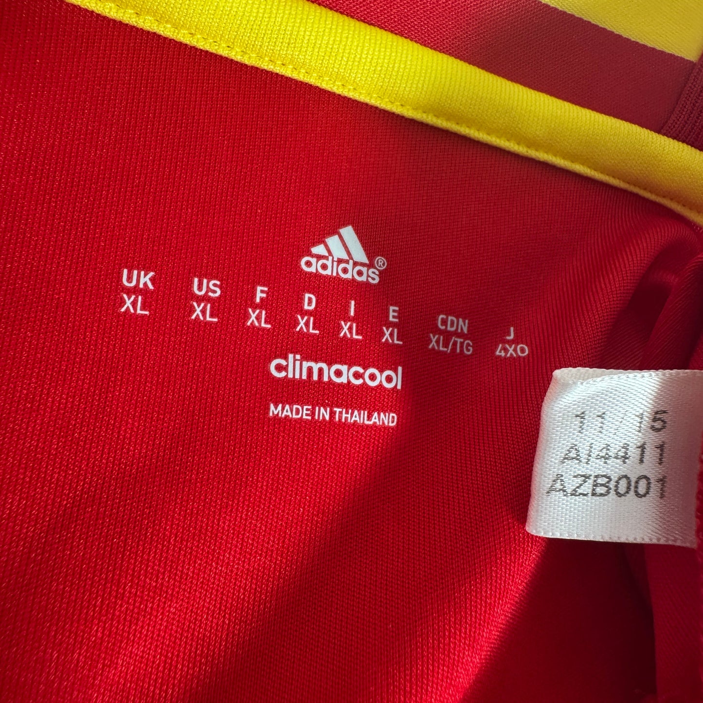 Spain 2016/2017/2018 Home Football Shirt XL