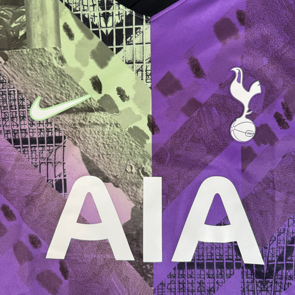 Tottenham Hotspur 2021/2022 Third Football Shirt Medium