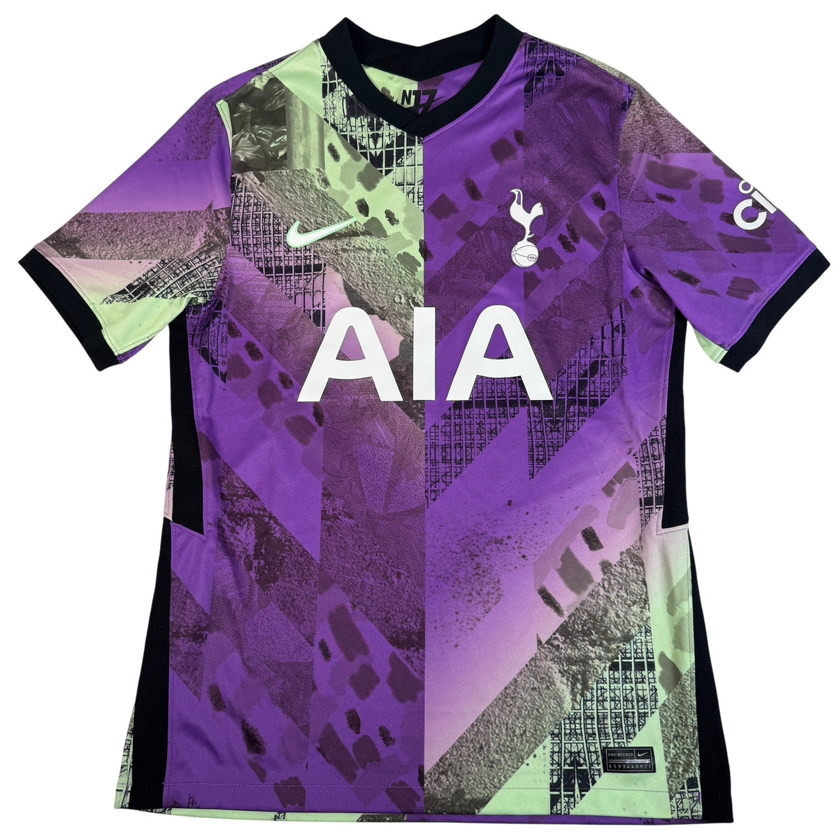 Tottenham Hotspur 2021/2022 Third Football Shirt Medium
