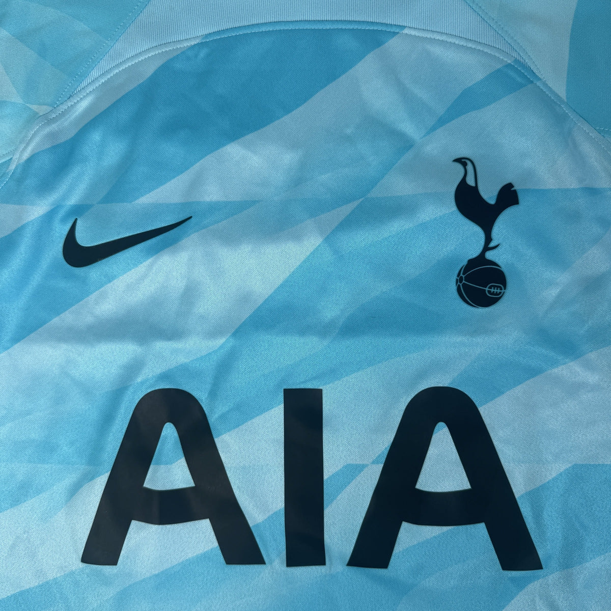 Tottenham Hotspur 2023/2024 Goalkeeper Long Sleeve Football Shirt Medium