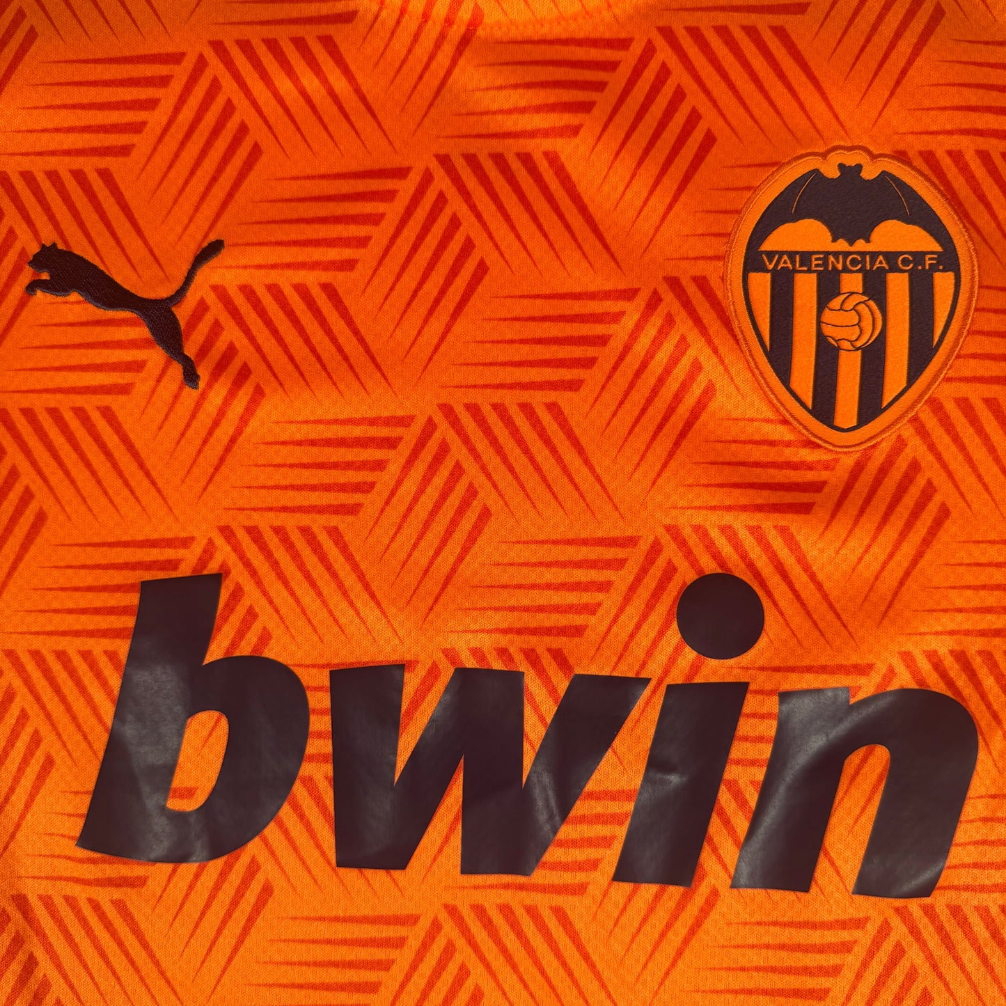 Valencia 2020/2021 Away Football Shirt Small