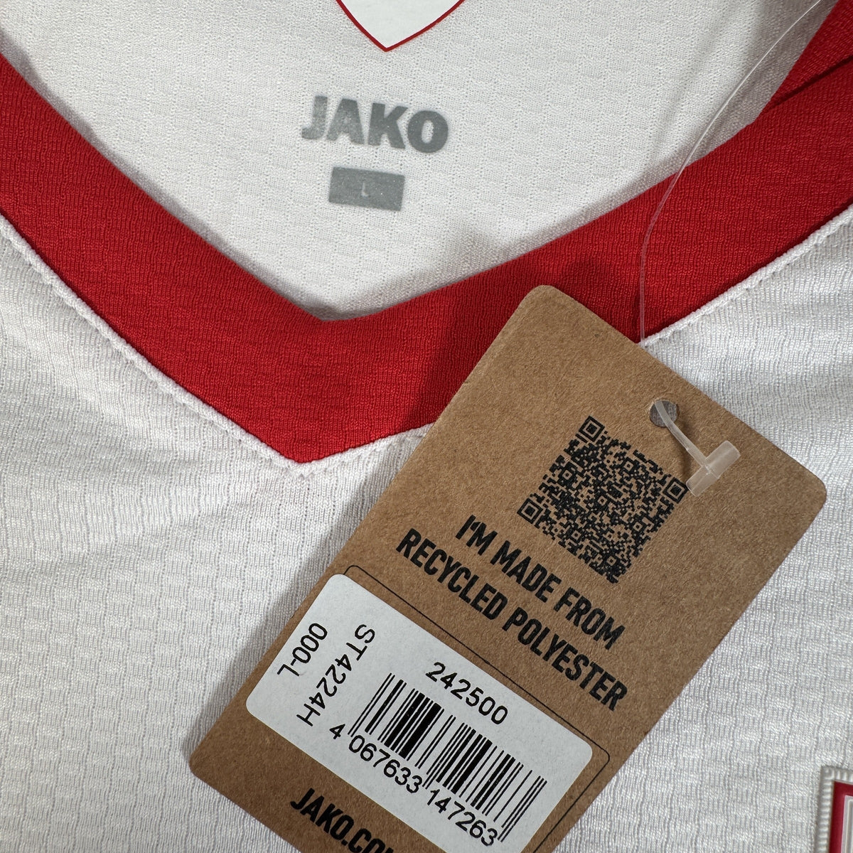 VfB Stuttgart 2024/2025 Home Football Shirt Large BNWT