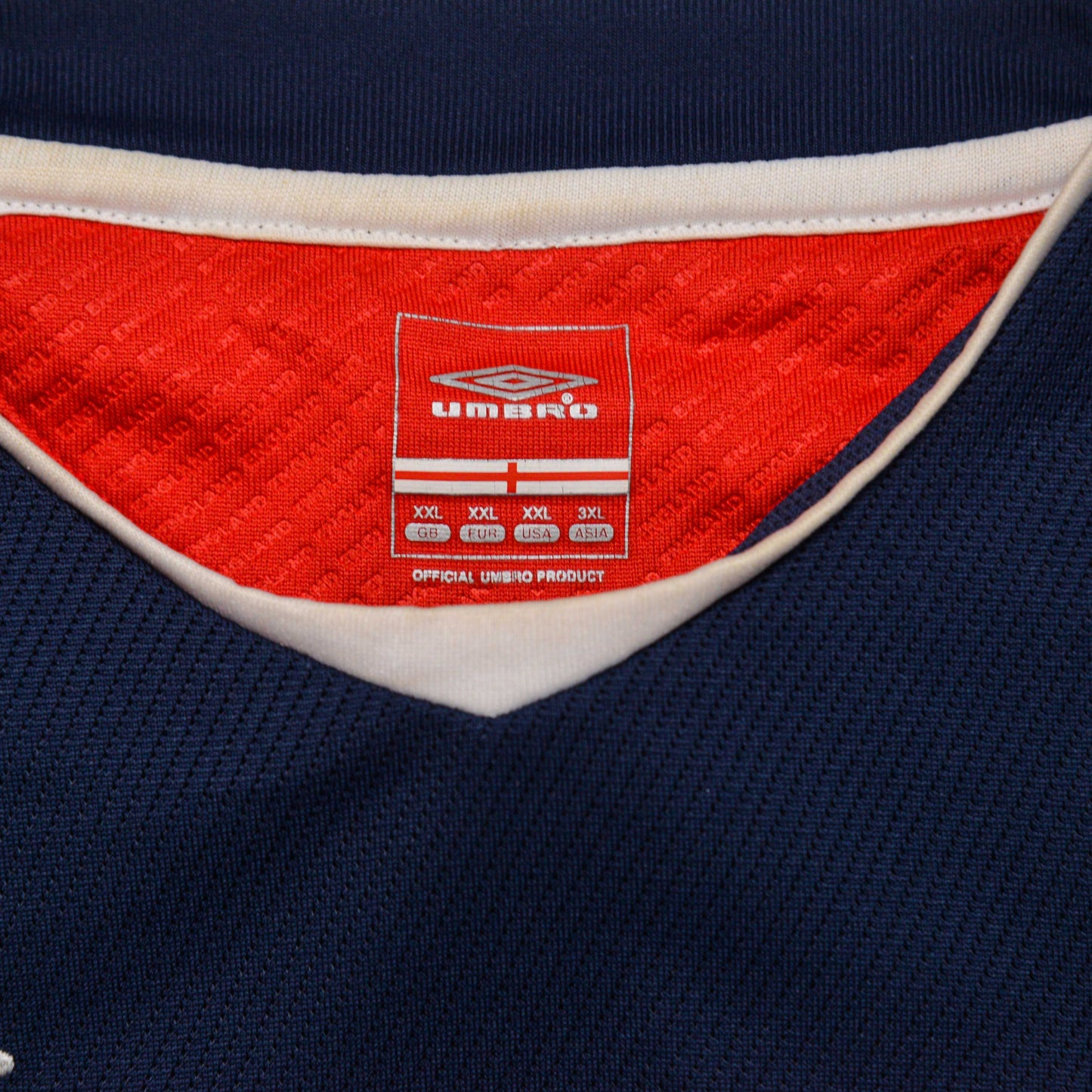 2006/07 England Training Vest Umbro (L)