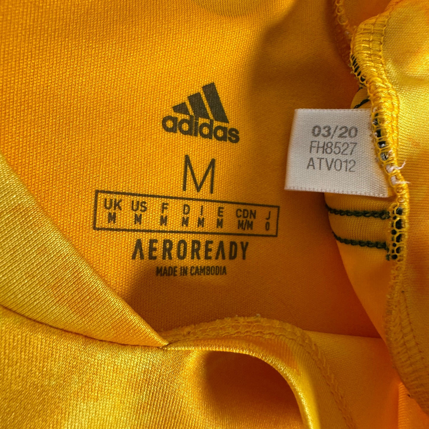Wales 2020/2021/2022 Away Football Shirt Medium