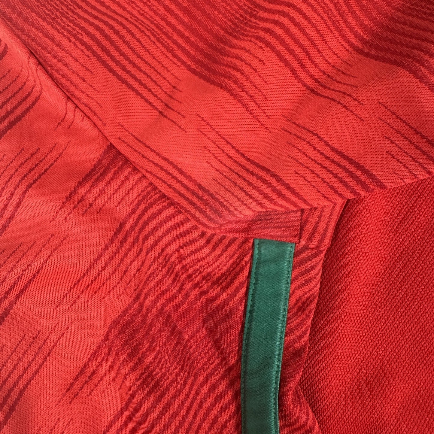 Wales 2022/2023/2024 Home Football Shirt XXL