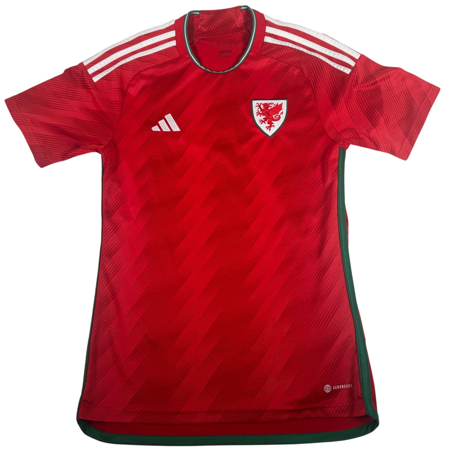 Wales 2022/2023/2024 Home Football Shirt Small