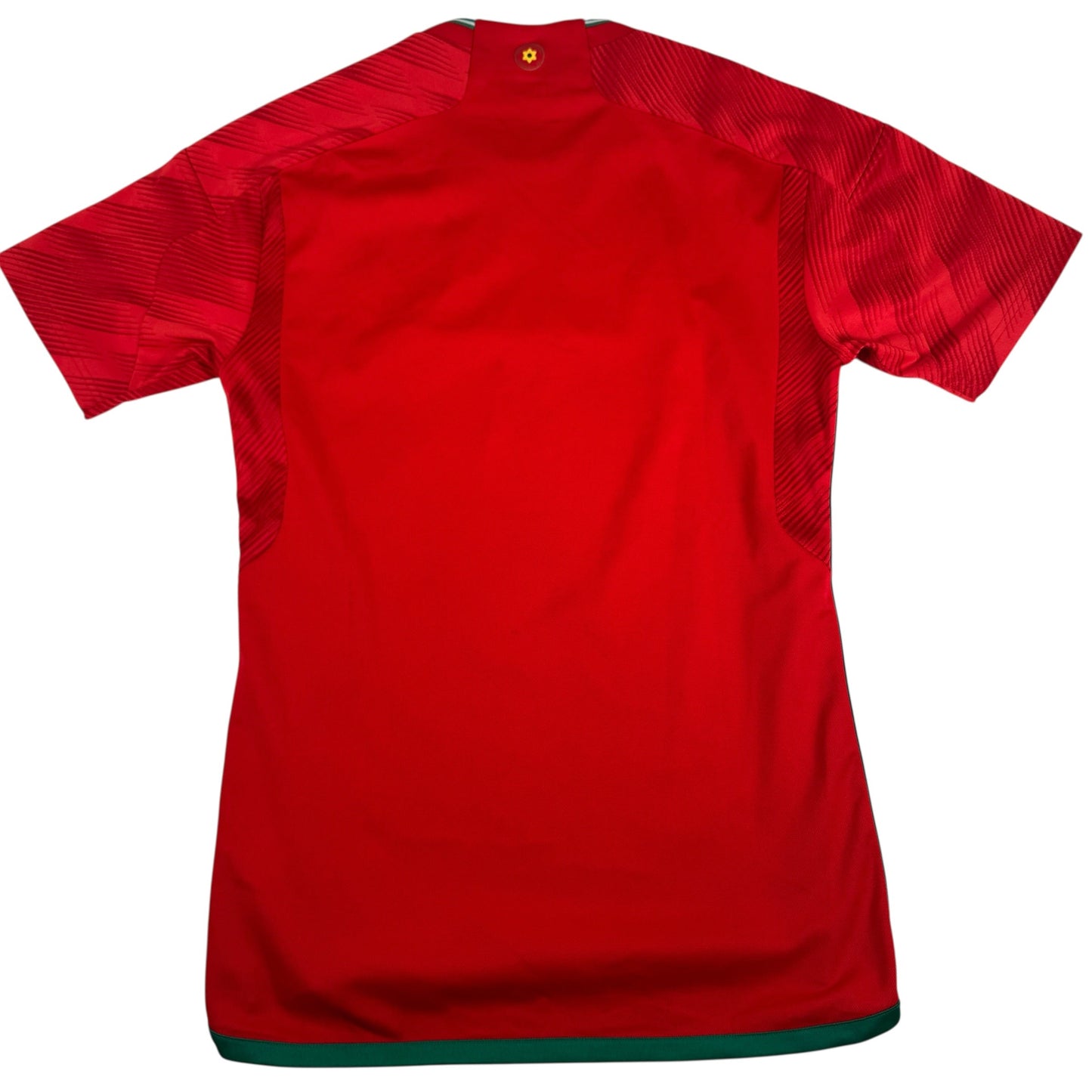 Wales 2022/2023/2024 Home Football Shirt Small