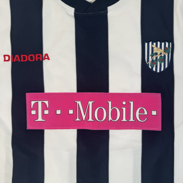 West Bromwich Albion 2004/2005 Home Football Shirt Medium