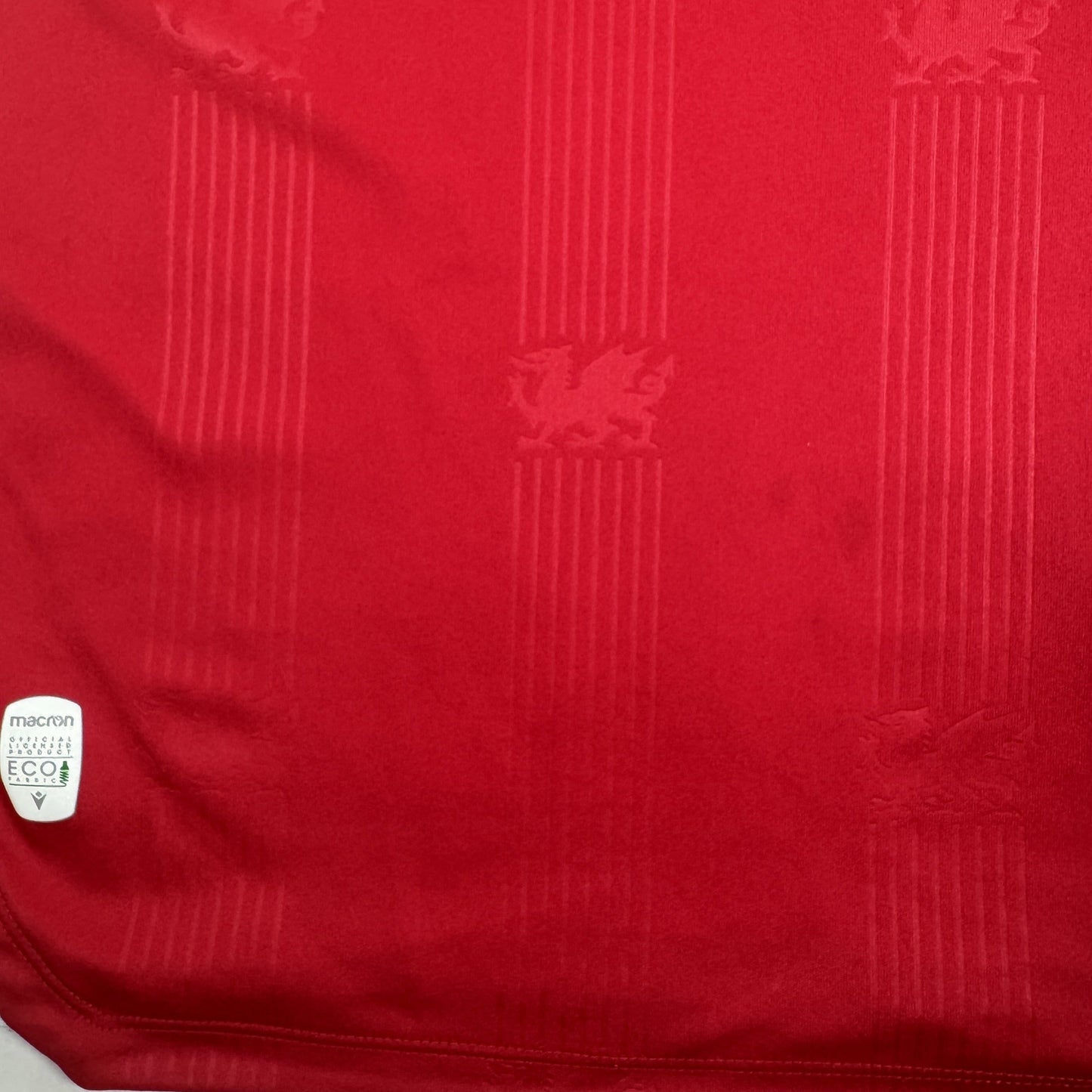 Wrexham 2023/2024 Home Football Shirt Large